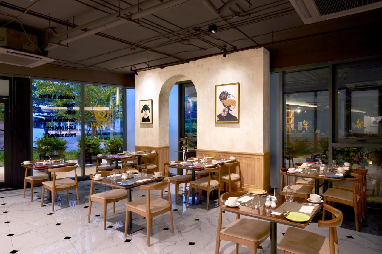 Somerset Rama 9 Bangkok - SHA Plus Certified Bagian luar foto Interior of the restaurant