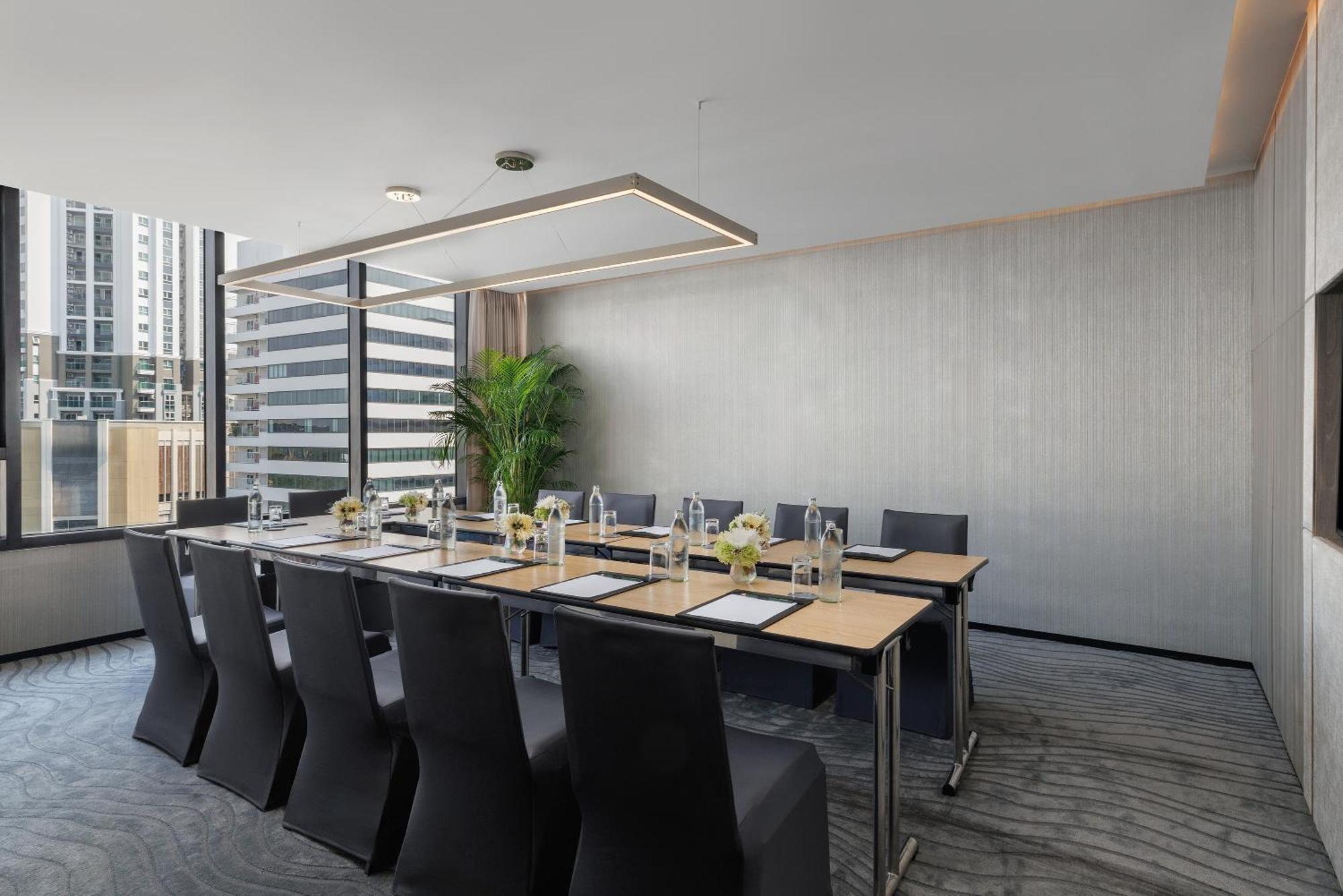 Somerset Rama 9 Bangkok - SHA Plus Certified Bagian luar foto